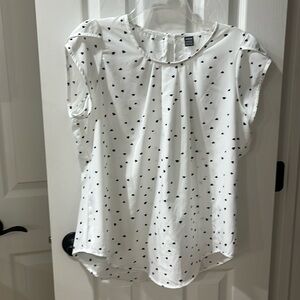 Women’s white and black blouse extra large